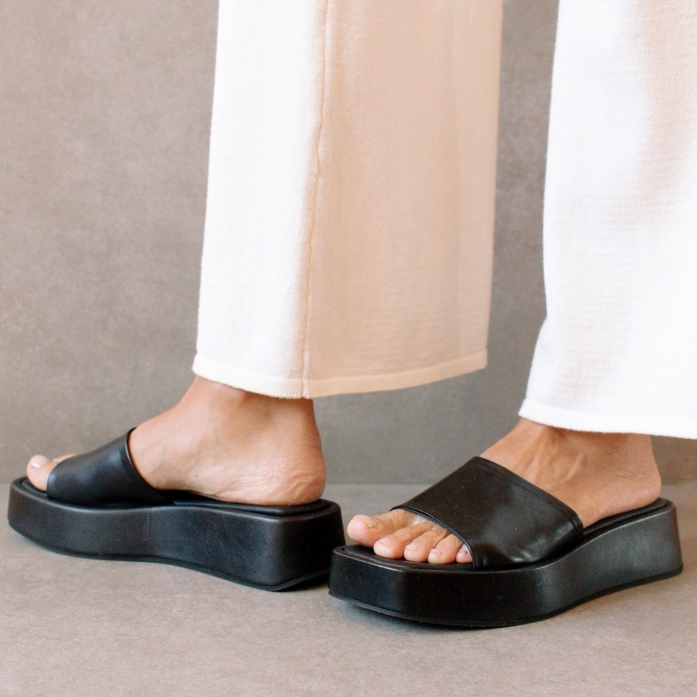 ALOHAS - Janice Vegan Leather Black Slides/Mules - Size 37 or 7